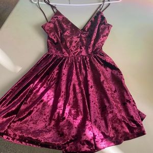 Medium crushed velvet romper